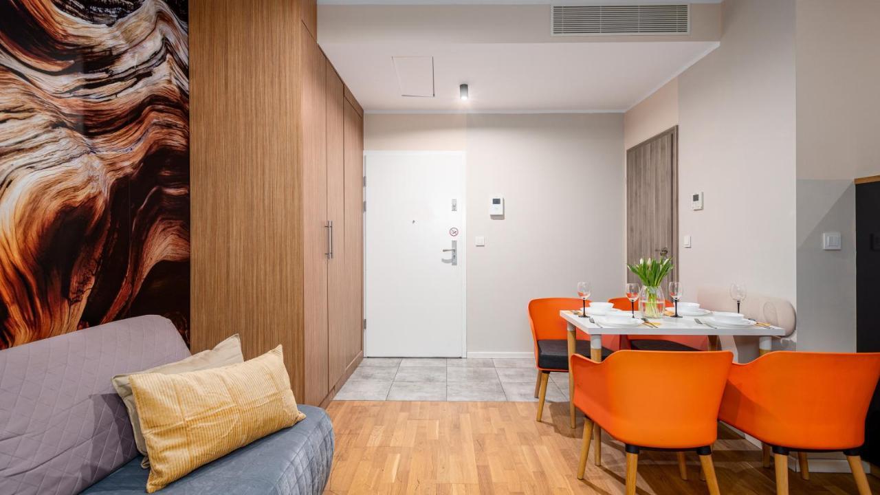 Apartamenty Sun & Snow 19 Dzielnica With Free Parking Warschau Exterior foto