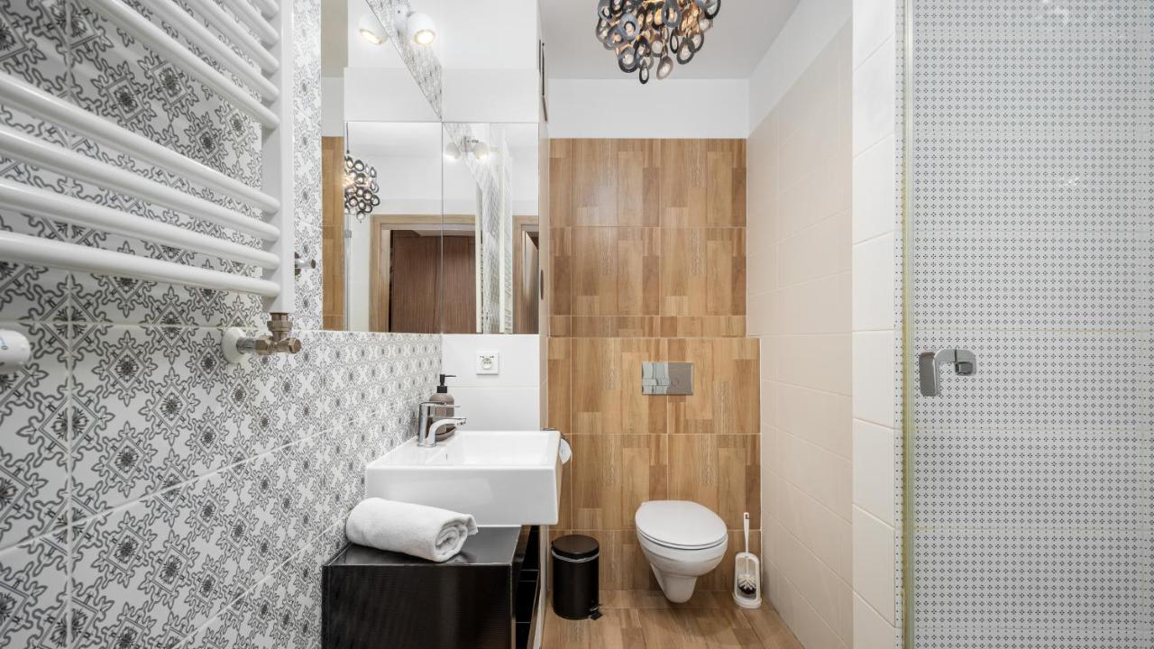 Apartamenty Sun & Snow 19 Dzielnica With Free Parking Warschau Exterior foto