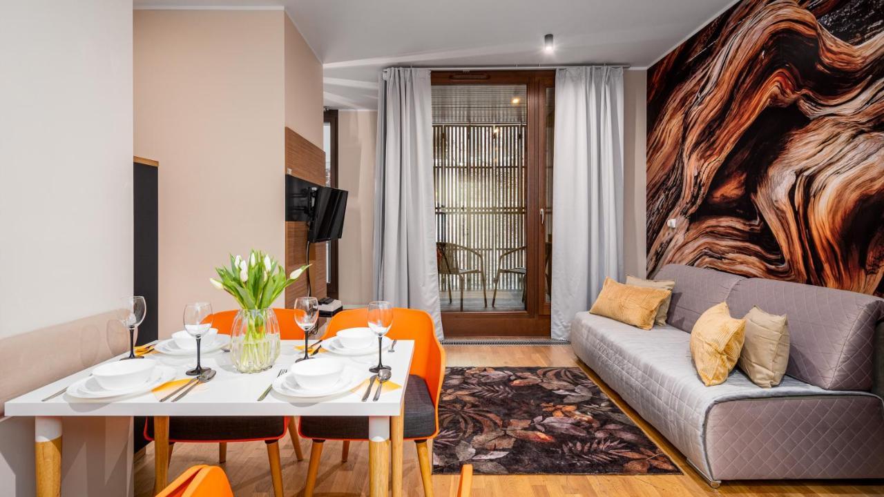Apartamenty Sun & Snow 19 Dzielnica With Free Parking Warschau Exterior foto