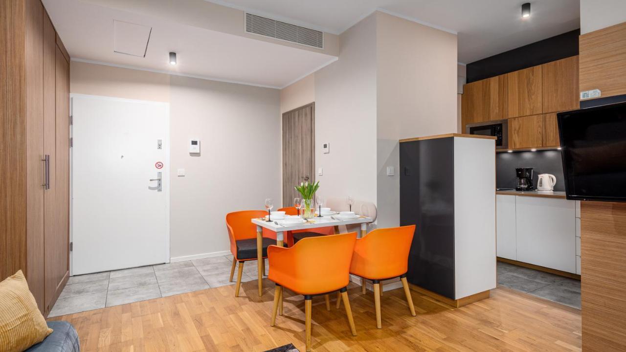 Apartamenty Sun & Snow 19 Dzielnica With Free Parking Warschau Exterior foto