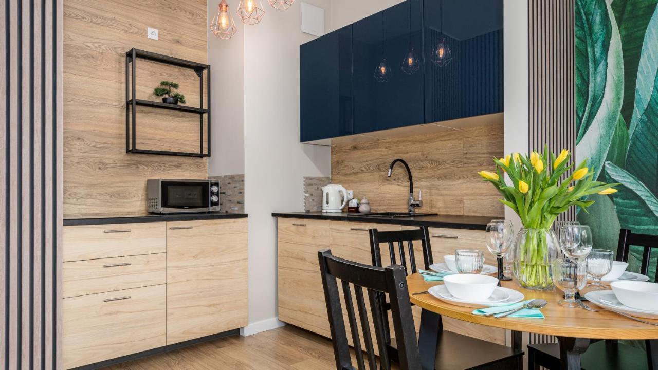 Apartamenty Sun & Snow 19 Dzielnica With Free Parking Warschau Exterior foto