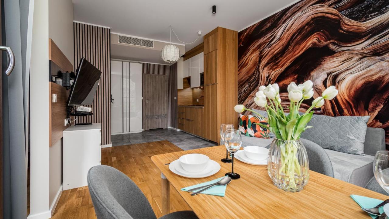 Apartamenty Sun & Snow 19 Dzielnica With Free Parking Warschau Exterior foto